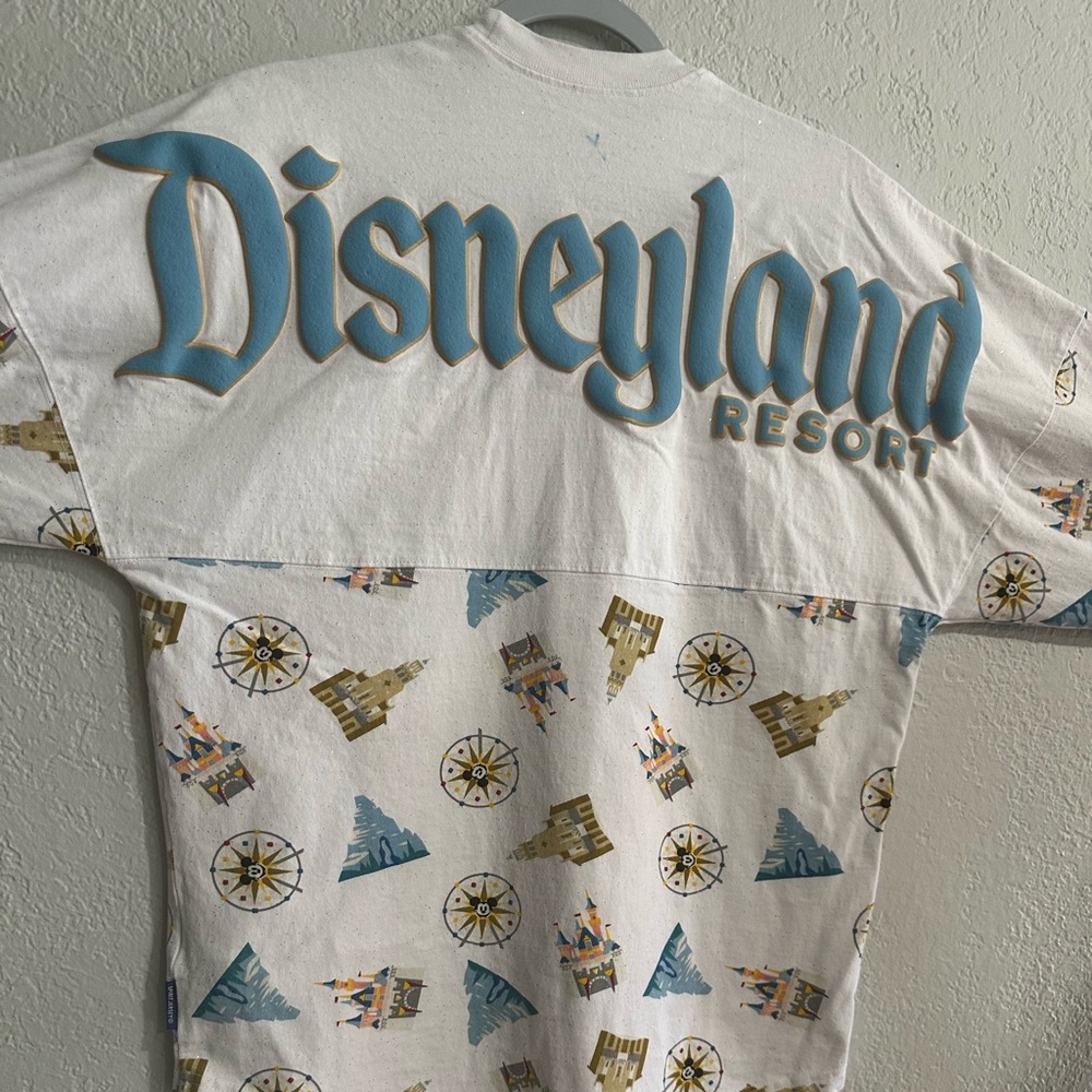 Disneyland Resort Spirit Jersey White Allover Print Long Sleeve Top Size S - Picture 13 of 16